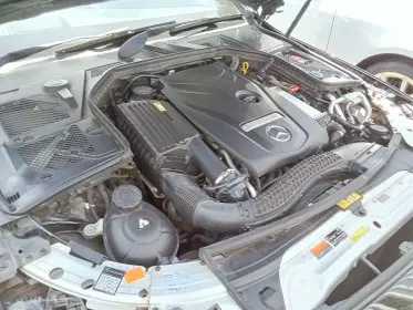 Mercedes-Benz C200