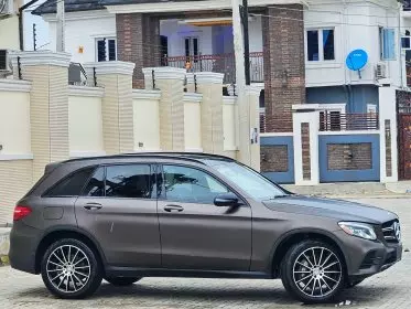 Mercedes-Benz GLC 300
