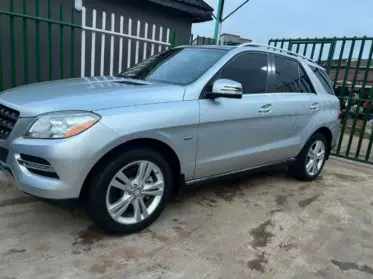 Mercedes-Benz ML 350