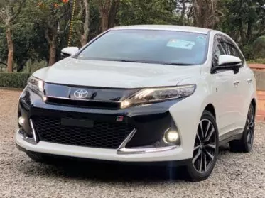 Toyota Harrier GR