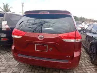 Toyota Sienna