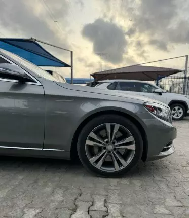 Mercedes-Benz S 550