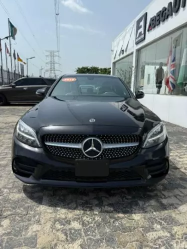 Mercedes-Benz C 300