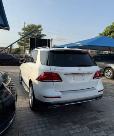 Mercedes-Benz GLE 350