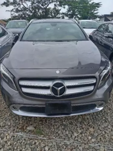 Mercedes-Benz GLA 250
