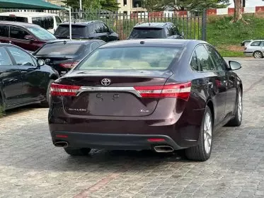 Toyota Avalon