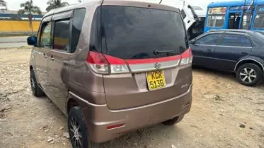 SUZUKI Solio