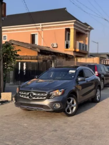 Mercedes-Benz GLA 250
