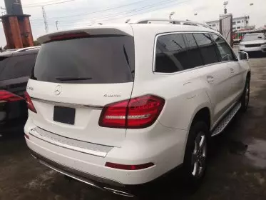 Mercedes-Benz GLS 450