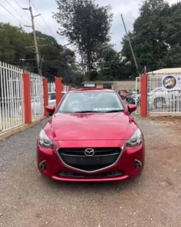 Mazda Demio 
