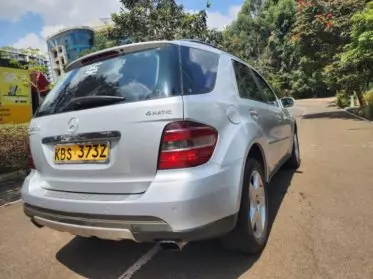 Mercedes-Benz ML 320