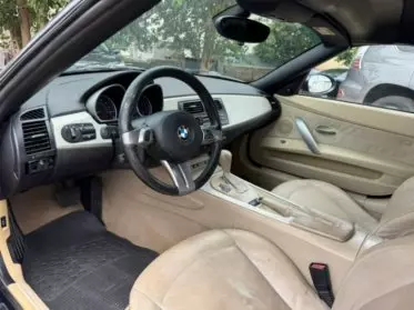 BMW 330i