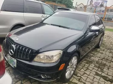 Mercedes-Benz C 300