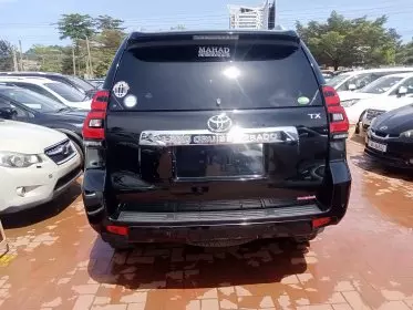 Toyota Landcruiser Prado