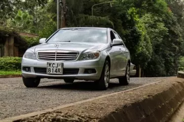 Mercedes-Benz C200