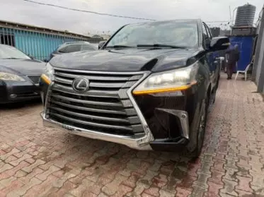 Lexus LX 570