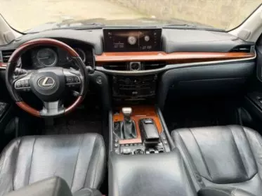 Lexus LX 570
