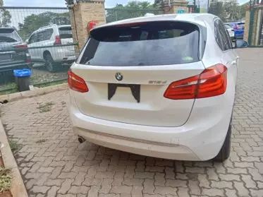 BMW 218