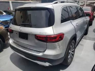 Mercedes-Benz GLB 250