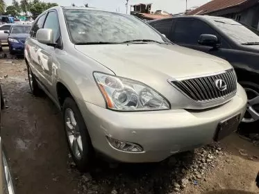 Lexus RX 330