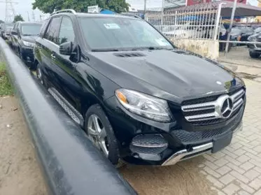 Mercedes-Benz GLE 350