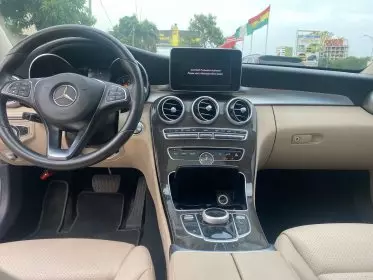 Mercedes-Benz C 300