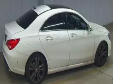 Mercedes-Benz CLA 180