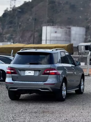 Mercedes-Benz ML 350