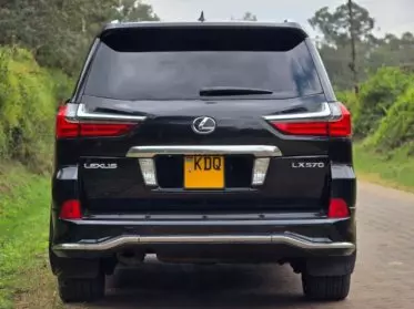 Lexus LX 570