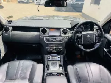 Land Rover Discovery 4