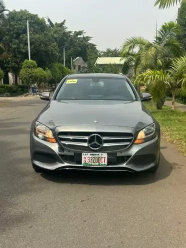 Mercedes-Benz C 300