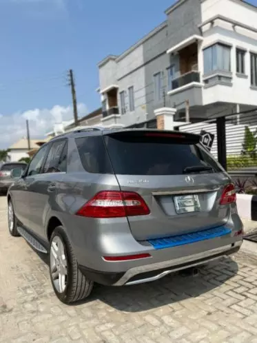 Mercedes-Benz ML 350