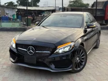 Mercedes-Benz C 300