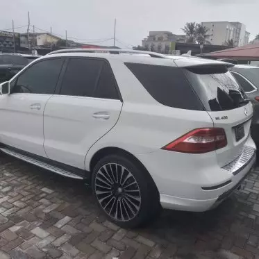 Mercedes-Benz ML 400