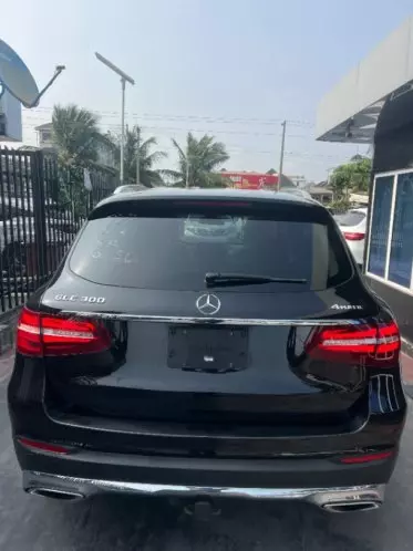 Mercedes-Benz GLC 300