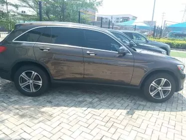 Mercedes-Benz GLC 300
