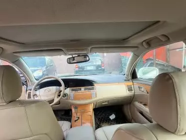 Toyota Avalon