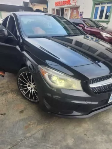 Mercedes-Benz CLA 250