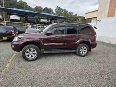 Toyota Landcruiser Prado