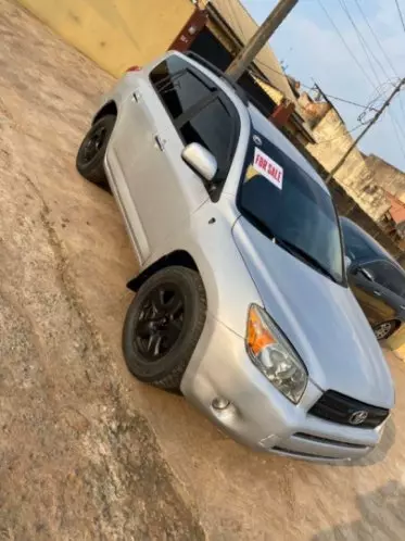 Toyota RAV 4