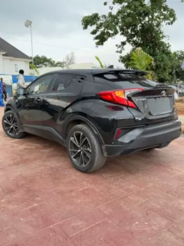 Toyota CH-R
