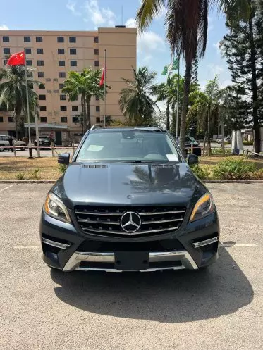 Mercedes-Benz ML 400