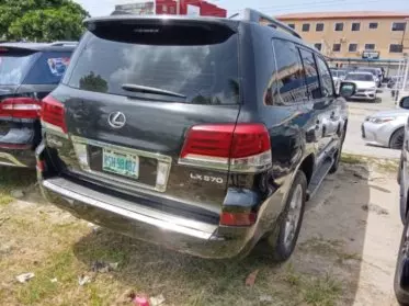 Lexus LX 570