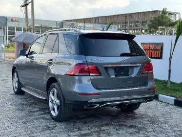 Mercedes-Benz GLE 350
