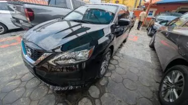 Nissan Sentra