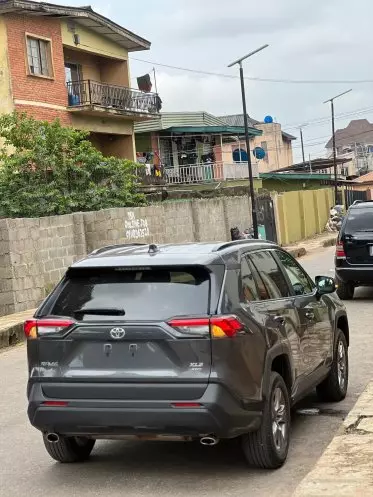 Toyota RAV 4