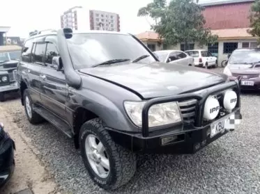 Toyota Land Cruiser