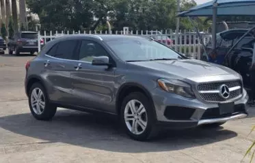 Mercedes-Benz GLA 250