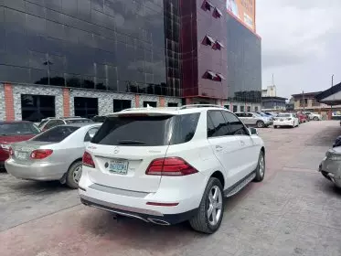 Mercedes-Benz GLE 350