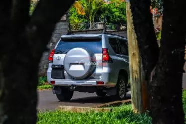 Toyota Land Cruiser Prado VX.L